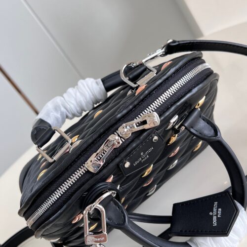 Louis Vuitton Alma BB product photo 4
