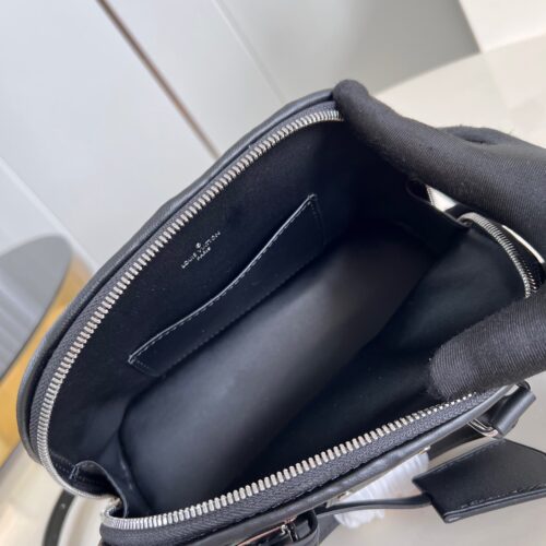 Louis Vuitton Alma BB product photo 6