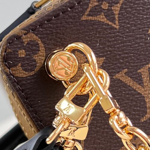 Louis Vuitton Monogram product photo 3