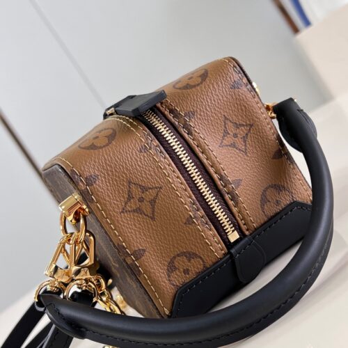 Louis Vuitton Monogram product photo 4