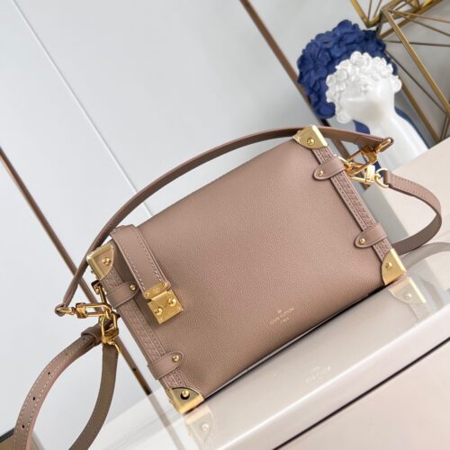 Louis Vuitton Side Trunk Medium product photo 10