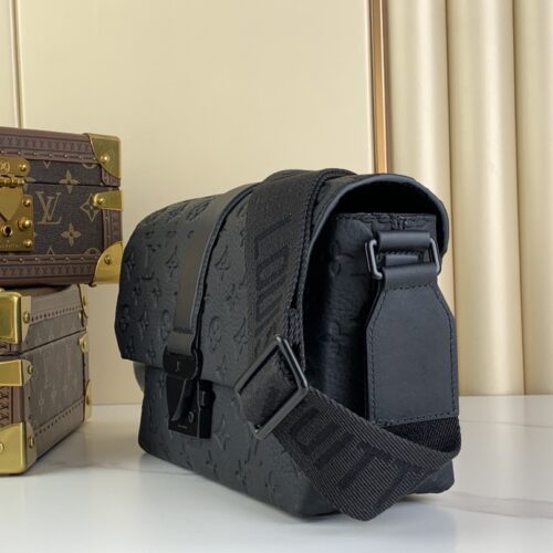 Louis Vuitton S-CAPE product photo 2