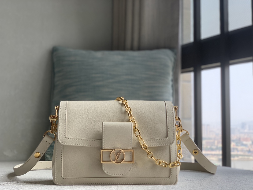 High Quality Luxury Louis Vuitton Dauphine Soft Medium