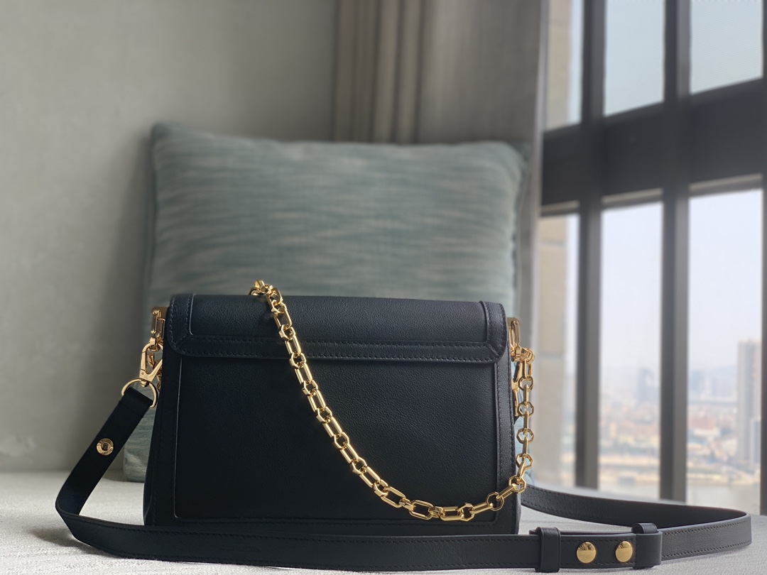 High Quality Luxury Louis Vuitton Dauphine Soft Medium – Style 42628 product detail