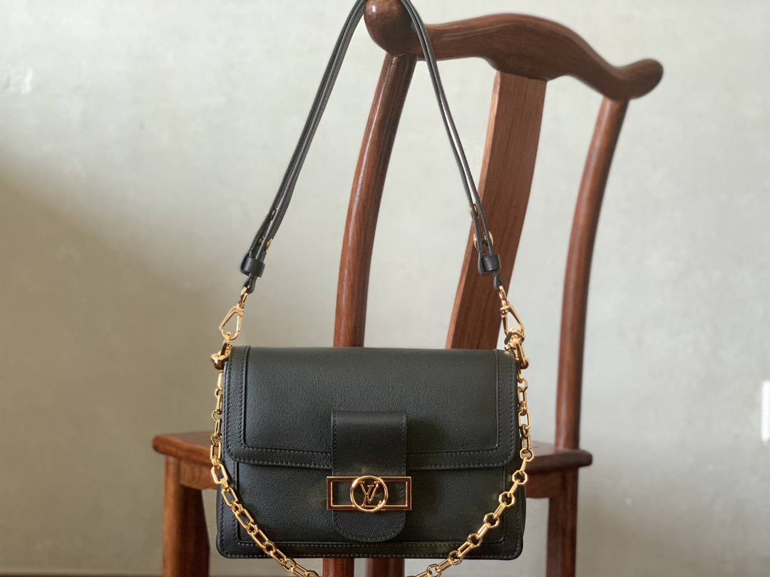 High Quality Luxury Louis Vuitton Dauphine Soft Medium – Style 42628 product detail