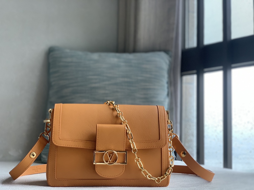 High Quality Luxury Louis Vuitton Dauphine Soft Medium – Style 42629