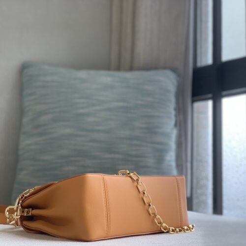 Louis Vuitton Dauphine Soft Medium product photo 4