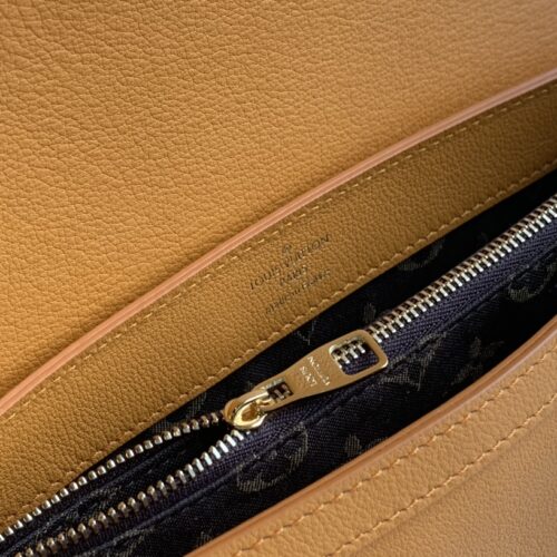 Louis Vuitton Dauphine Soft Medium product photo 8
