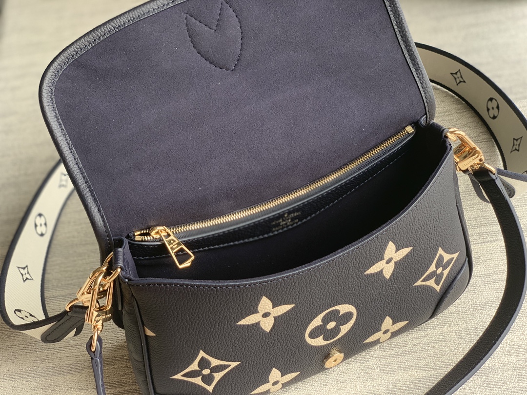 High Quality Luxury Louis Vuitton Diane Bag product detail