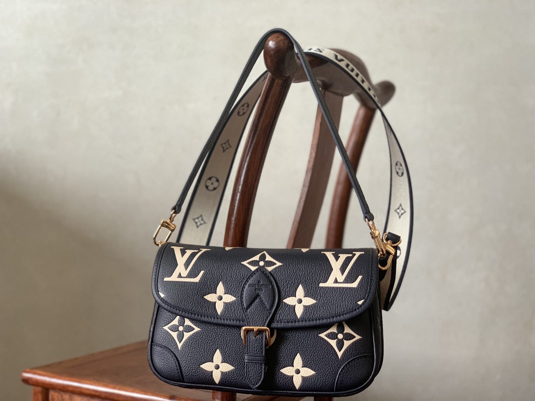 High Quality Luxury Louis Vuitton Diane Bag product detail