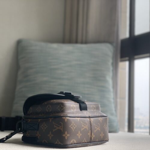 Louis Vuitton Quest Bag product photo 4