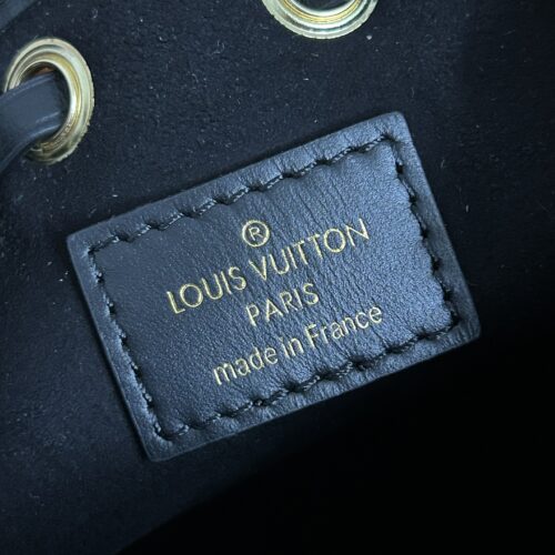 Louis Vuitton Canoé Bag product photo 9