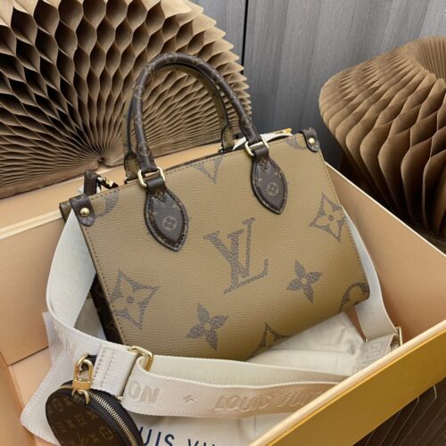 Louis Vuitton OnTheGo Bag product photo 2