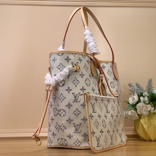 Louis Vuitton Neverfull MM Bag product photo 9