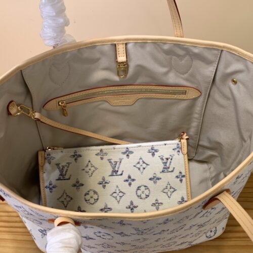Louis Vuitton Neverfull MM Bag product photo 5