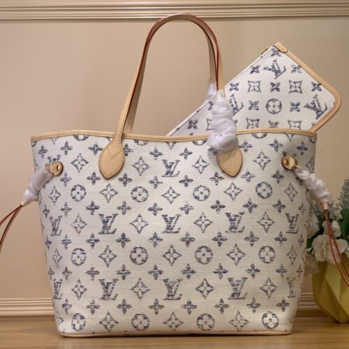 Louis Vuitton Neverfull MM Bag product photo 7