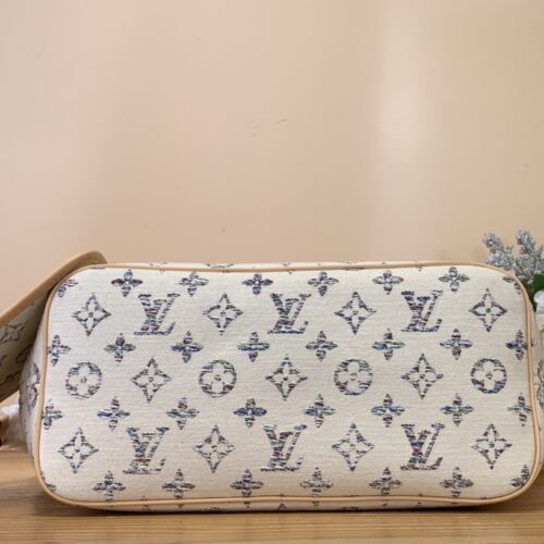 Louis Vuitton Neverfull MM Bag product photo 8