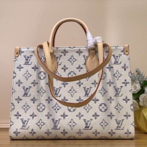 Louis Vuitton OnTheGo MM Bag product photo 9