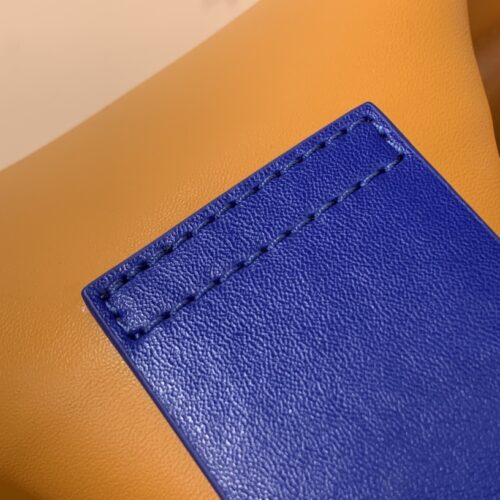 Louis Vuitton Sandwich Bag product photo 7