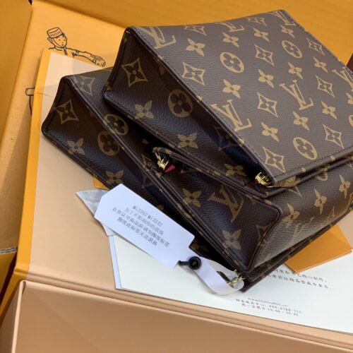Louis Vuitton Trio Bag product photo 7