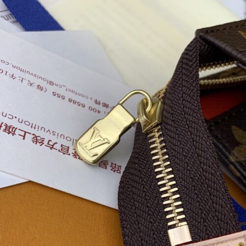 Louis Vuitton Trio Bag product photo 8