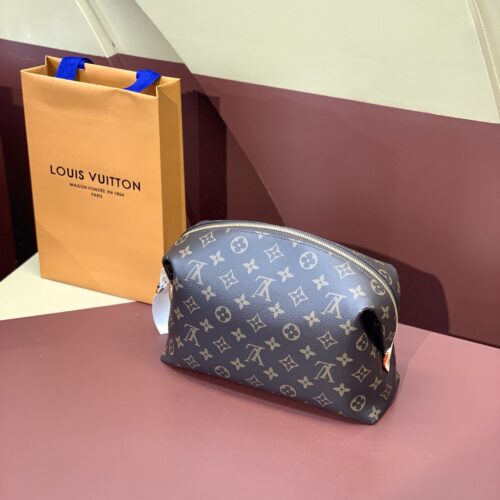 Louis Vuitton Makeup Bag product photo 9