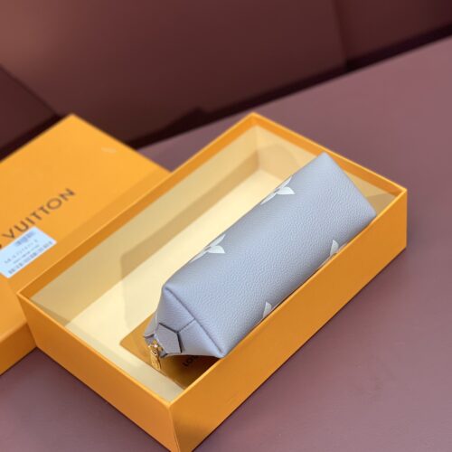 Louis Vuitton Makeup Bag product photo 5