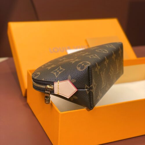 Louis Vuitton Makeup Bag product photo 2