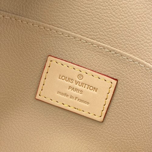 Louis Vuitton Makeup Bag product photo 7