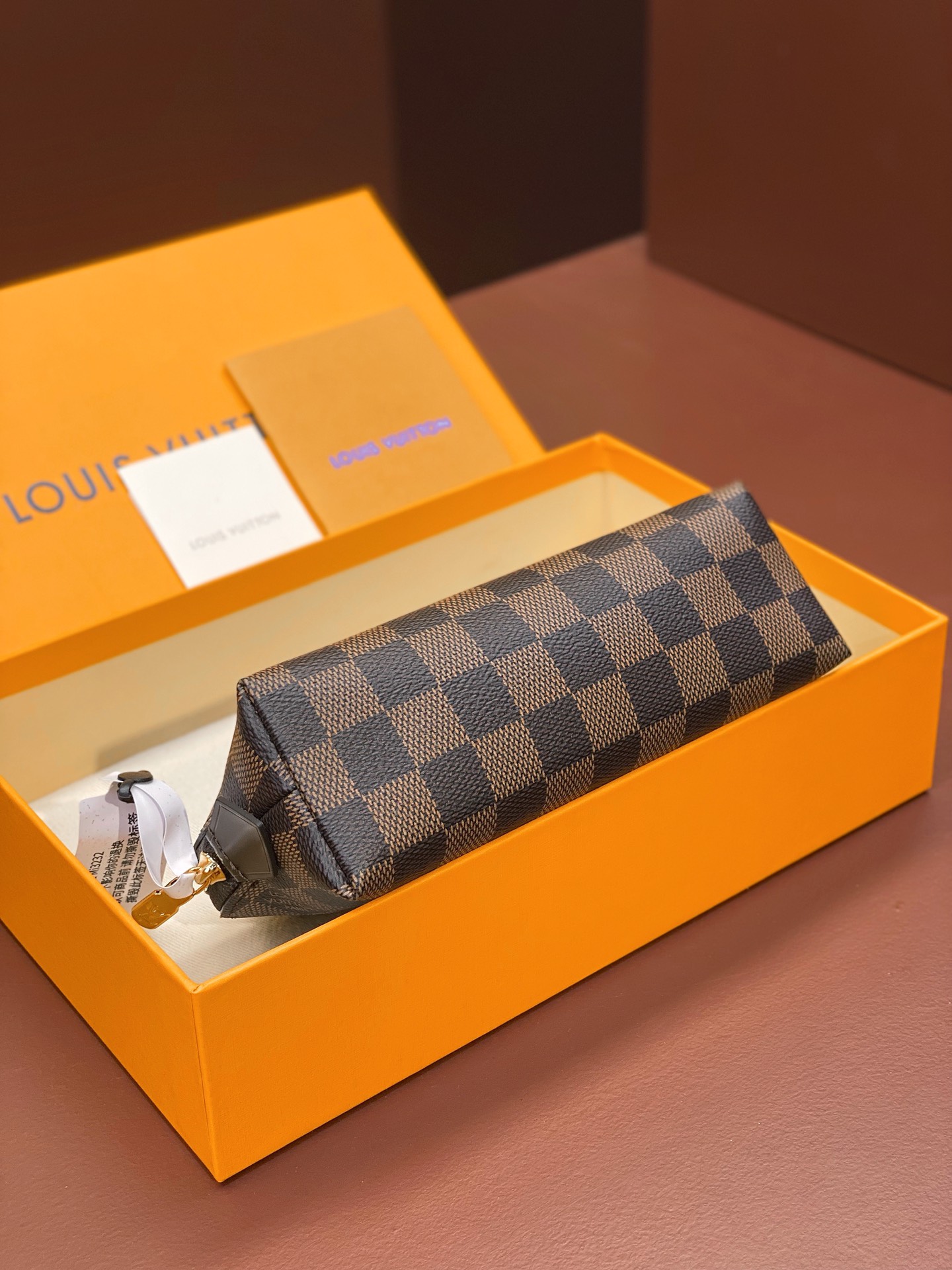 High Quality Luxury Louis Vuitton Makeup Bag – Style 43049 product detail