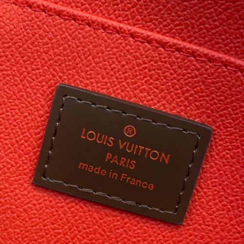 Louis Vuitton Makeup Bag product photo 8