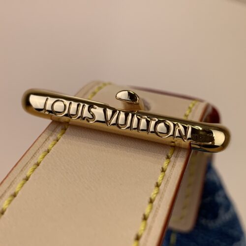 Louis Vuitton Hills Pochette product photo 6