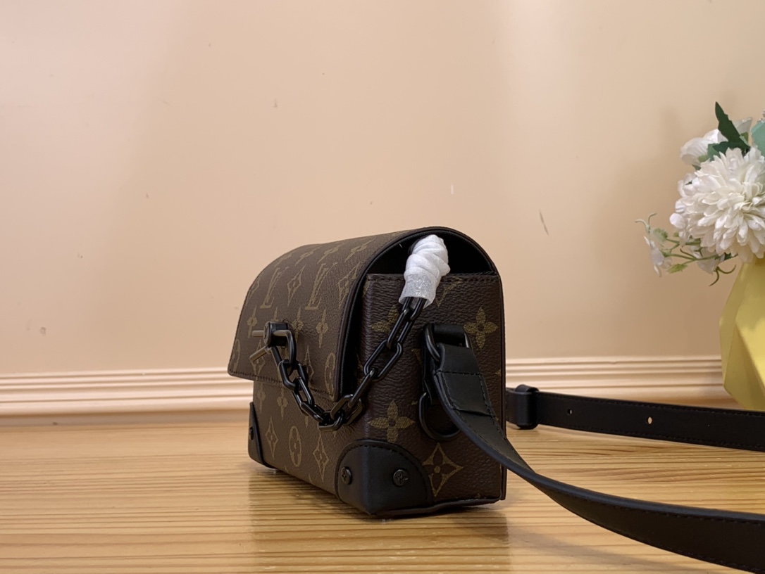 High Quality Luxury Louis Vuitton Steamer product detail