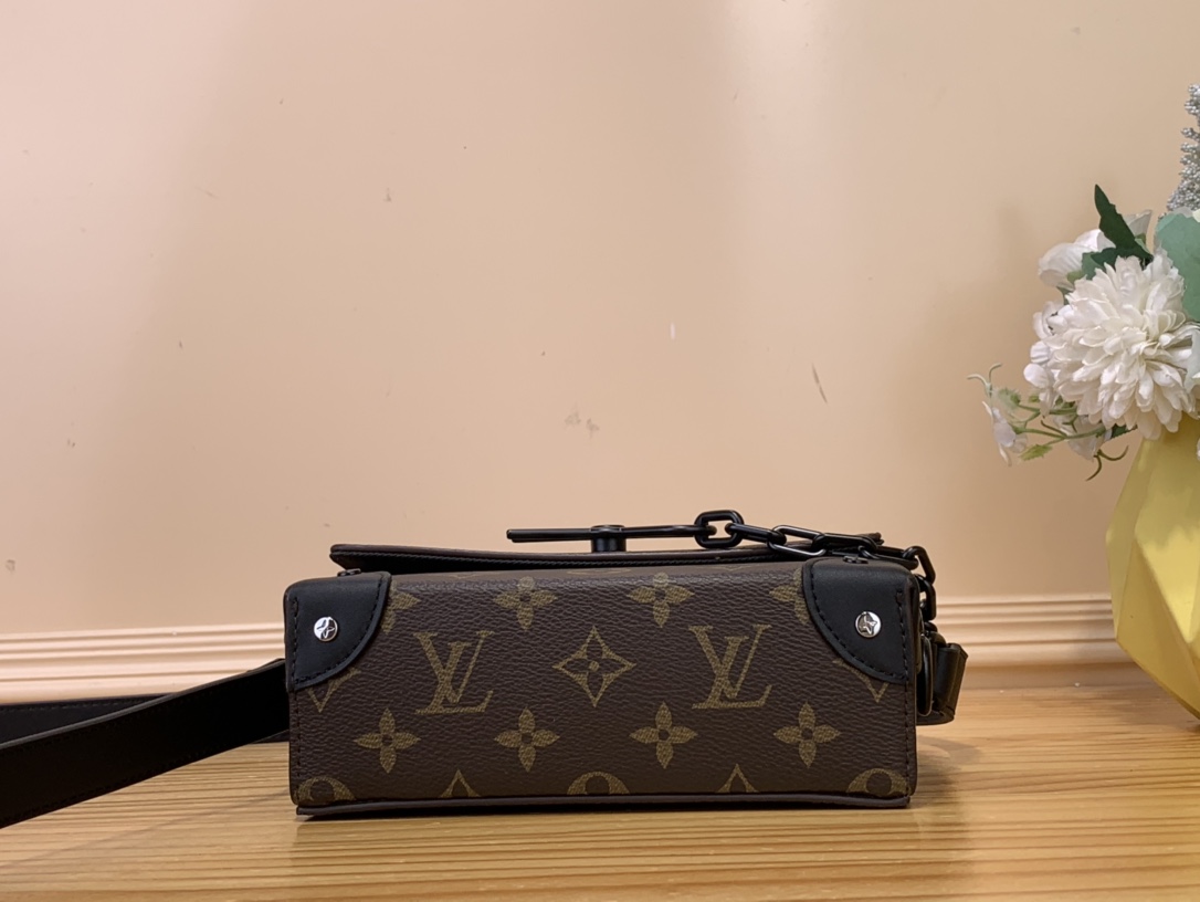 High Quality Luxury Louis Vuitton Steamer product detail