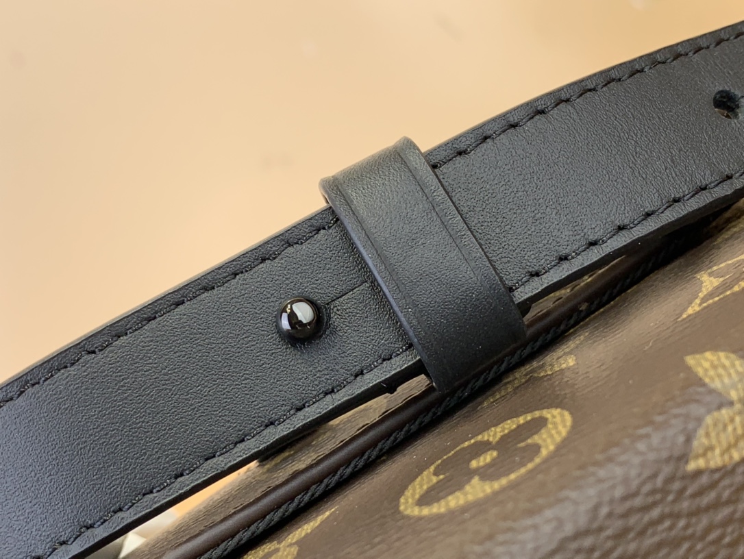High Quality Luxury Louis Vuitton Steamer product detail