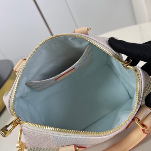 Louis Vuitton Speedy Bandoulière 20 product photo 8