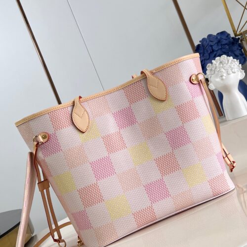 Louis Vuitton Neverfull product photo 5