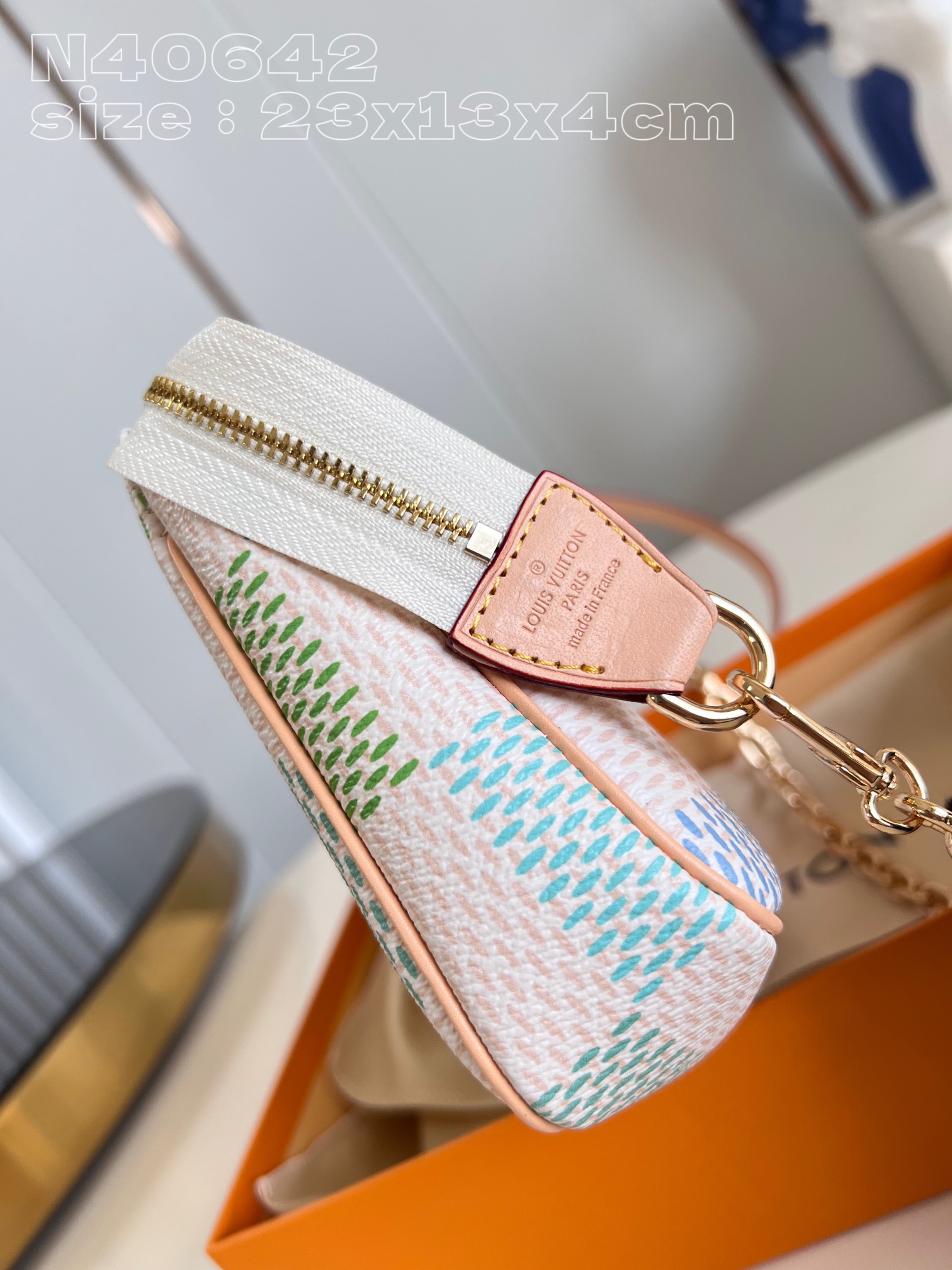 High Quality Luxury Louis Vuitton Pochette Accessoires product detail