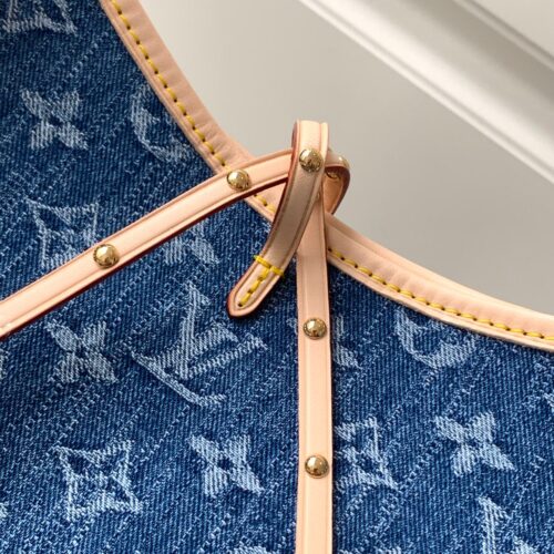 Louis Vuitton Carryall Bag product photo 5