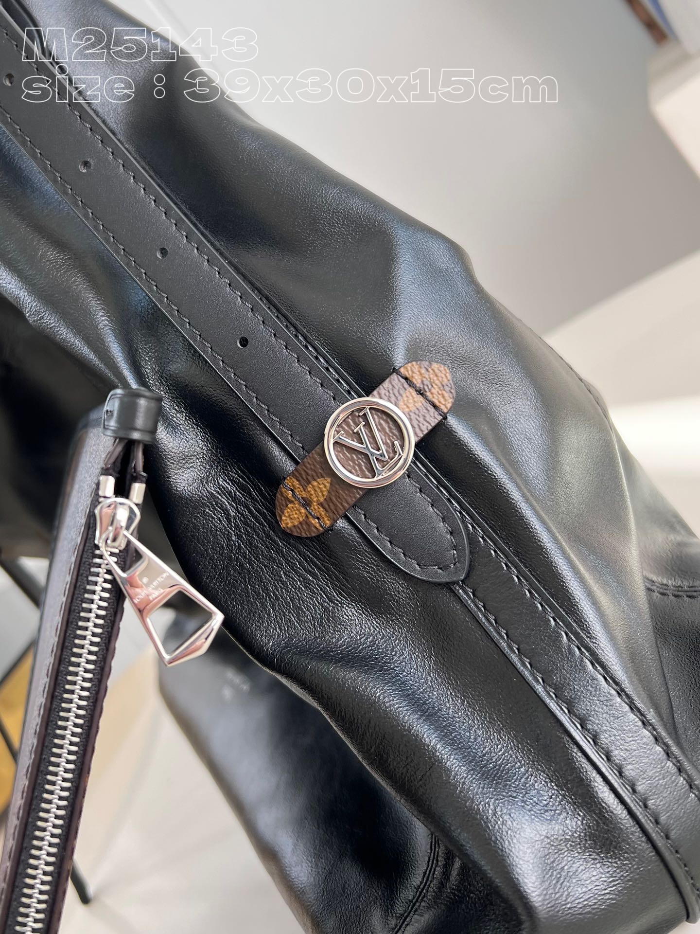 High Quality Luxury Louis Vuitton Carryall Cargo – Style 43227 product detail