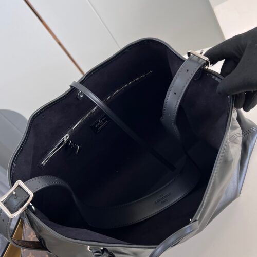 Louis Vuitton CarryAll Cargo product photo 8