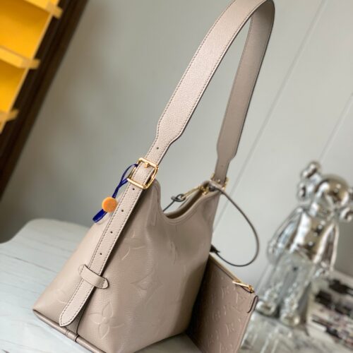 Louis Vuitton Carryall Bag product photo 9