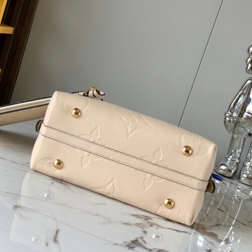 Louis Vuitton Carryall Bag product photo 4