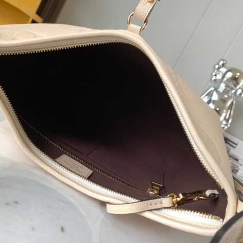 Louis Vuitton Carryall Bag product photo 8