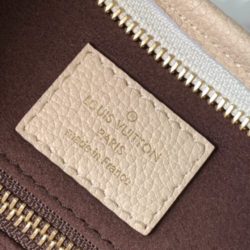 Louis Vuitton Carryall Bag product photo 9