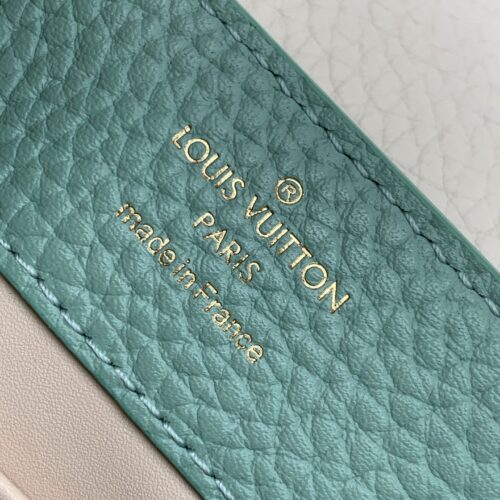 Louis Vuitton Capucines BB product photo 9
