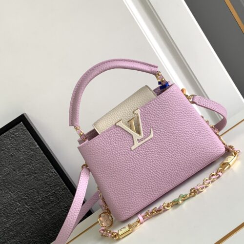 Louis Vuitton Capucines BB product photo 1