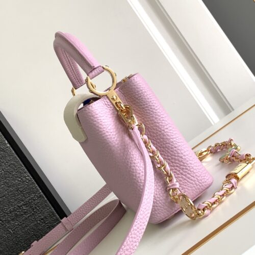 Louis Vuitton Capucines BB product photo 2