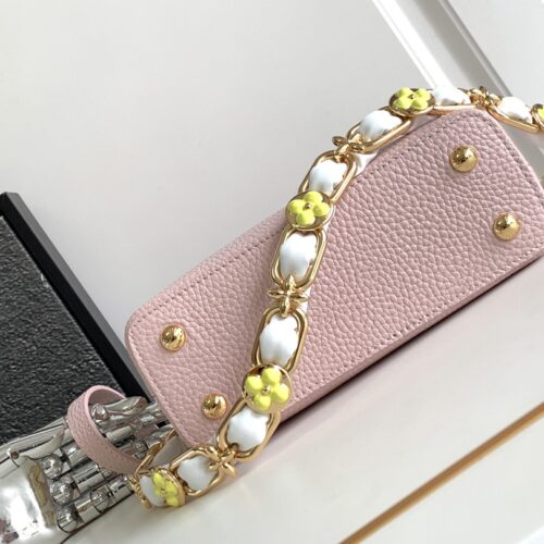 Louis Vuitton Capucines BB product photo 8