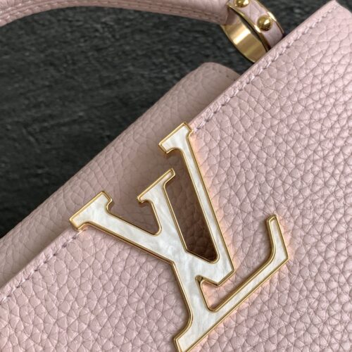 Louis Vuitton Capucines BB product photo 9